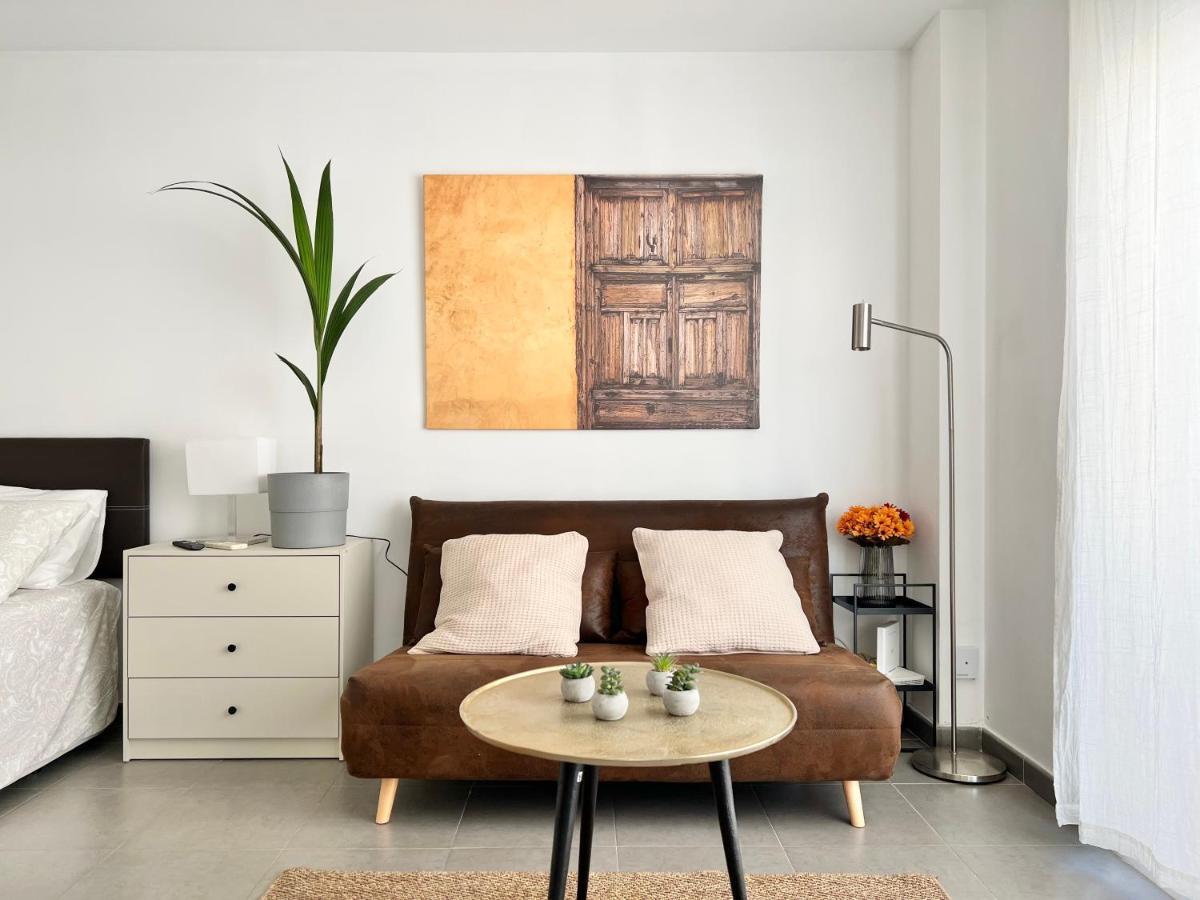 Apartamentos Varela 14 Málaga Exteriör bild