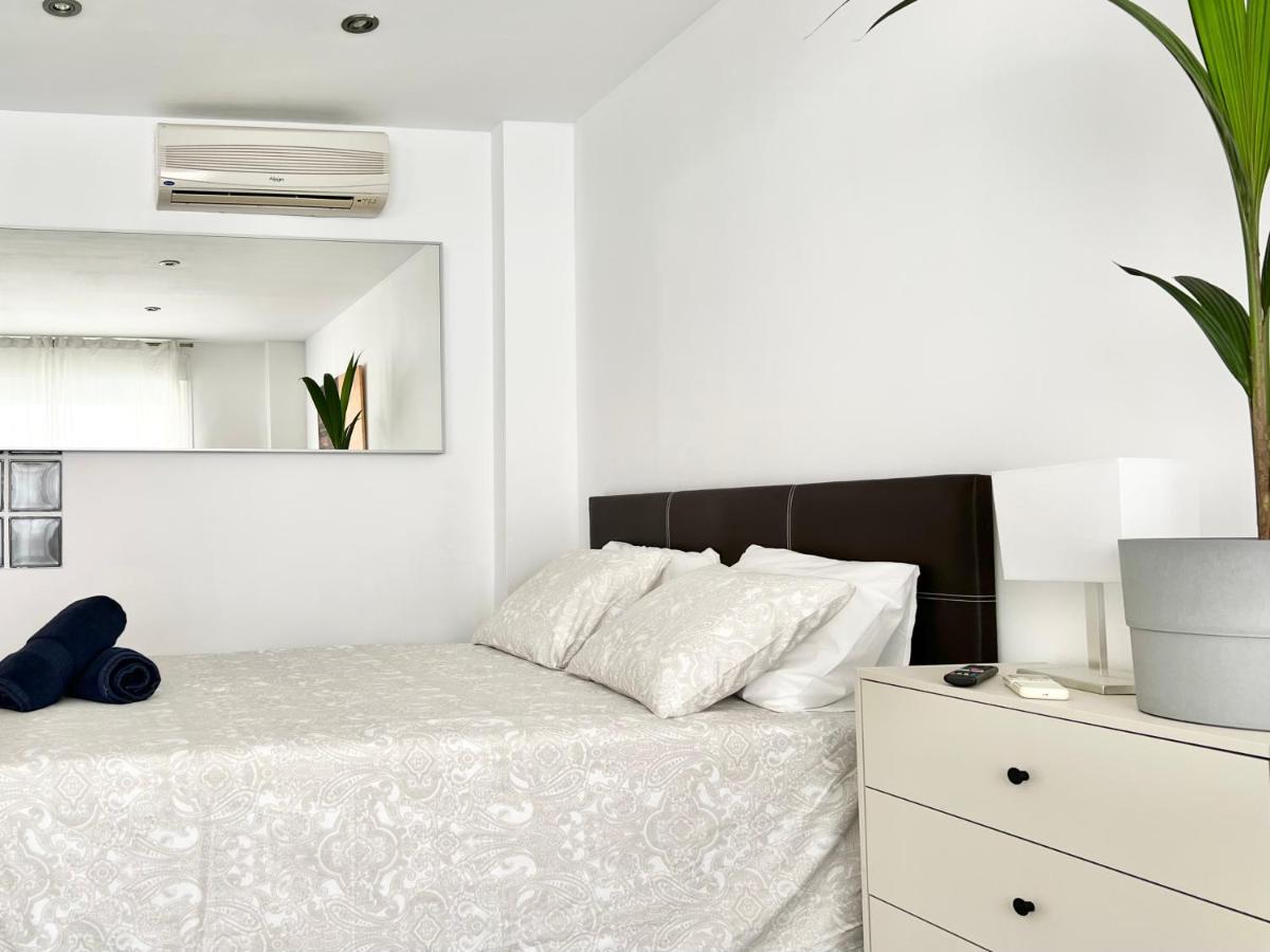 Apartamentos Varela 14 Málaga Exteriör bild